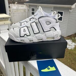 Nike Air More Uptempo Photon Dust Size 11 Men